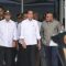 Presiden Joko Widodo (tengah) didampingi Menteri Perhubungan Budi Karya Sumadi (kiri) dan anggota Komisi V DPR Mulyadi bersiap meresmikan revitalisasi Terminal Leuwipanjang di Bandung, Jawa Barat, Sabtu (3/2/2024).
