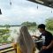 ILUSTRASI: Suasana tempat wisata dan nongkrong yang cozy tepi Situ Abidin, Cariu Kabupaten Bogor.