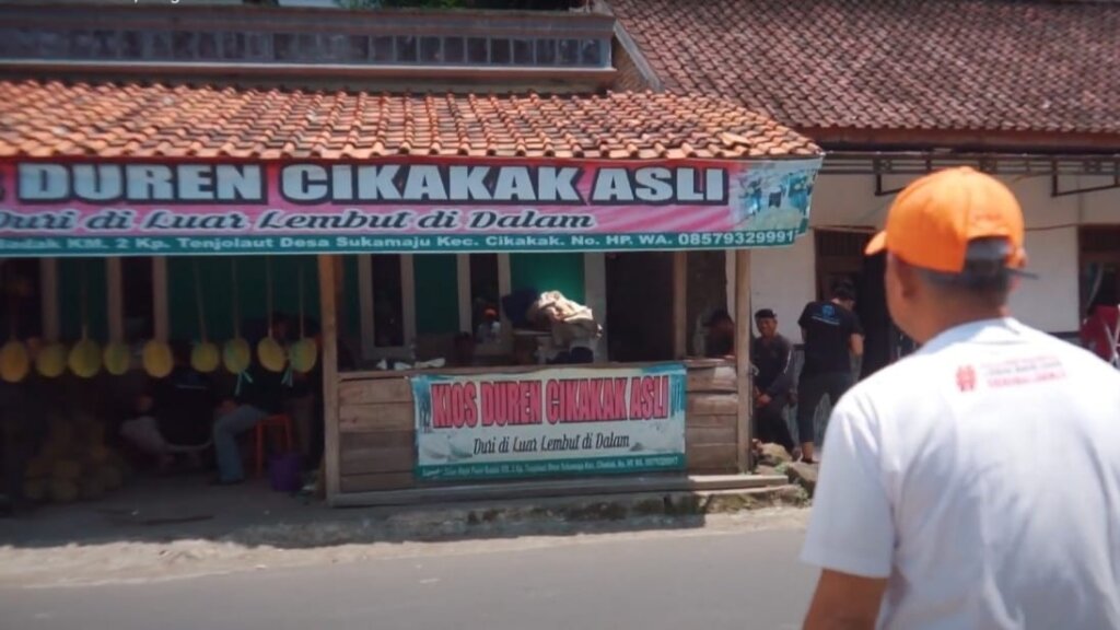Kios Durian Cikakak, Sukabumi.