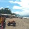 PENGAMANAN : Personel gabungan saat melaksanaan pengamanan wisatawan di Pantai Palabuhanratu. (FOTO : UNTUKRADARSUKABUMI.)