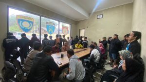 Orang Tua Saksikan Penyesalan Siswa SMP Sukabumi yang Terlibat Tawuran, Merengek Minta Maaf!