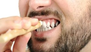 6 Manfaat Siwak untuk Gigi, Memutihkan Hingga Menghilangkan Bau Mulut