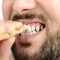 Siwak termasuk ke dalam jenis alat pembersih gigi yang terbuat dari batang atau akar tanaman Salvadora persica, yang juga dikenal sebagai pohon siwak atau pohon miswak.