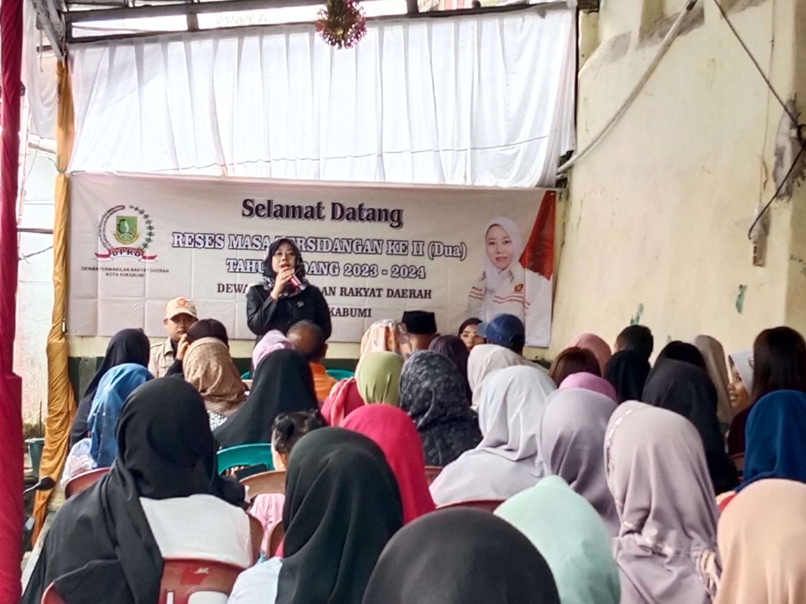 RESES : Anggota DPRD Kota Sukabumi, Momi Soraya menggelar reses masa sidang II tahun 2023-2024.
