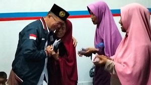 Moment Isra Miraj Dijadikan Ajang Caleg Perindo Indra Utama Dekat dengan Masyarakat, Jangan Golput! 