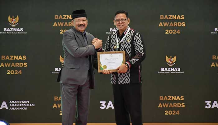 Pemerintah-Kota-Sukabumi-meraih-penghargaan-Baznas