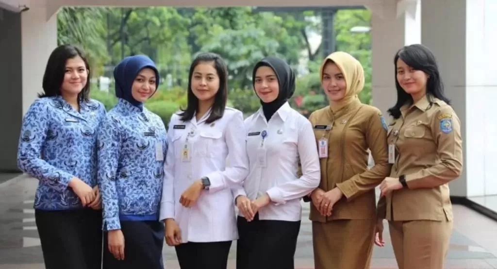 ASN tetap bisa tersenyum, kekurangi gaji dirapel bulan Maret 2024. (Ist-Rifki Setiadi)
