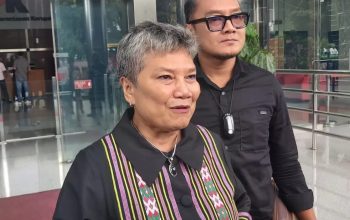 Anggota DPR RI dari Fraksi PDI Perjuangan Ribka Tjiptaning Proletariyati yang merupakan legislator asal Sukabumi Dipanggil Komisi Pemberantasan Korupsi (KPK).
