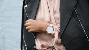 7 Rekomendasi Jam Tangan Wanita Terbaik 2024, Elegan dan Berkualitas!