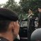 Menteri Pertahanan Jenderal TNI (HOR) Prabowo Subianto (kiri), Panglima TNI Jenderal TNI Agus Subiyanto, dan Kapolri Jenderal Pol. Listyo Sigit Prabowo memeriksa kesiapan prajurit TNI dan alutsista di halaman depan lokasi Rapat Pimpinan TNI-Polri Tahun 2024 di Markas Besar TNI, Cilangkap, Jakarta, Rabu (28/2/2024). (Genta Tenri Mawangi)