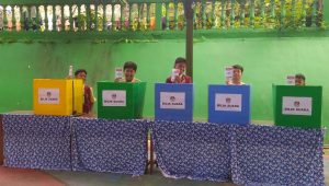 Murid SDN Suryakencana CBM Gelar Pemilihan Presiden Siswa