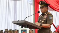 Menteri Dalam Negeri (Mendagri) RI Tito Karnavian memberikan arahan terkait inflasi kepada kepala daerah di Padang, Minggu (3/3/2024). (Puspen Kemendagri)