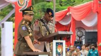 Menteri Dalam Negeri (Mendagri) RI Tito Karnavian memberikan arahan pada HUT Ke-74 Satpol PP di Padang, Sumbar, Minggu (3/3/2024). (Fandi Yogari)