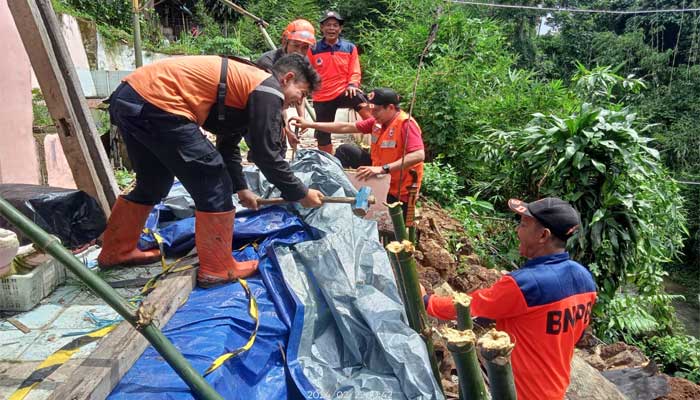 BPBD-Kota-Sukabumi Evakuasi Bencana