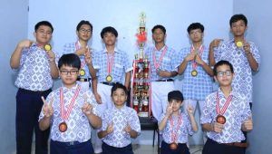 SMP Khalifah Boarding School Sabet Juara Umum Robotik Tingkat Jabar