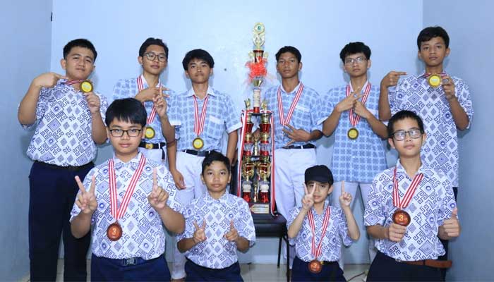 SMP Khalifah Boarding School