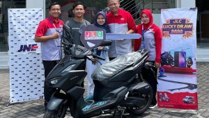 Rezeki Nomplok, Member JLC Asal Pasuruan Ini Menang Hadiah Utama JLC Lucky Draw 2023