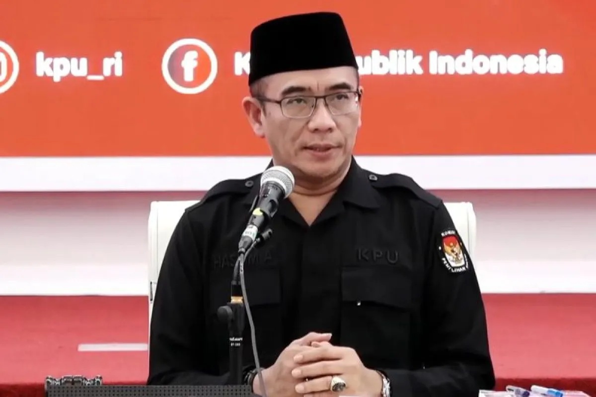 Ketua KPU RI Hasyim Asy’ari saat menetapkan hasil Pemilu 2024 di Gedung KPU RI, Jakarta, Rabu (20/3/2024). 