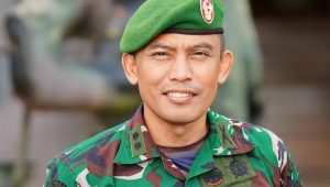 Delapan Prajurit TNI Yonif 300/Bjw Ditahan