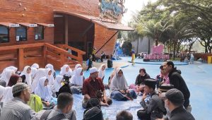 Santa Sea Waterpark dan PMI ajak Liburan Anak Yatim Jelang Ramadan