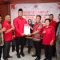 Bakal calon (Balon) Bupati dan Wakil Bupati Sukabumi, Sirojudin saat mendaftarakan diri ke kantor DPC Partai Demokrasi Indonesia (PDI) Perjuangan, Jalan Raya Selakopi, Desa Lembur Sawah, Kecamatan Cicantayan, Kabupaten Sukabumi, Sabtu (20/04).