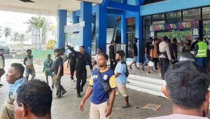 Kronologis Adu Jotos Anggota Brimob Vs TNI AL di Sorong