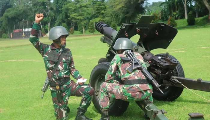 Batalyon Armed 13 Kostrad Latihan Teknis Tingkat Pucuk