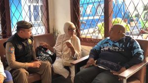 Sempat Viral di Sukabumi, Emak-Emak Peminta Sedekah Diamankan di Bogor