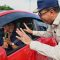 Menteri Perhubungan Budi Karya Sumadi (kanan) memberikan imbauan kepada pengemudi mobil yang melakukan perjalanan arus balik Lebaran 2024, agar lebih berhati-hati ketika berkendara. (Humas Kemenhub)