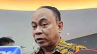 Menteri Komunikasi dan Informatika Budi Arie Setiadi di Kantor Kementerian Kominfo, Jakarta Pusat, Jumat (19/4/2024). (Livia Kristianti)