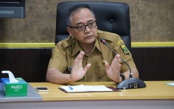 Balon Bupati Sukabumi Iyos Somantri