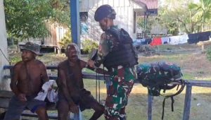 Satgas Yonif 310 Sukabumi Bantu Tingkatkan Mutu Kesehatan di Pegunungan Bintang Papua