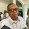 DIWAWANCARAI : Bupati Sukabumi, Marwan Hamami saat diwawancarai Radar Sukabumi, di Gedung Negara Pendopo Sukabumi, Jalan Raya Ahmad Yani, Kota Sukabumi.(FOTO : DENDI/RADAR SUKABUMI)