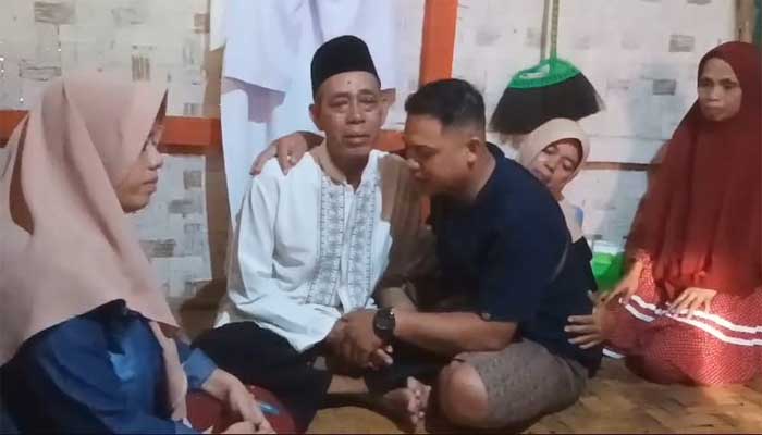 Jemaah Haji Pengrajin Batubata Surade Sukabumi