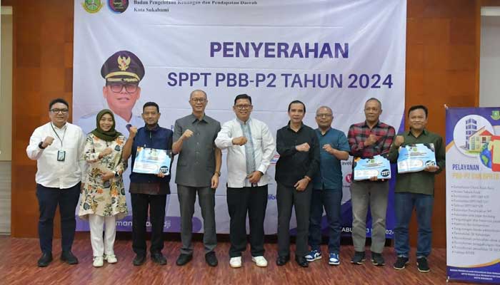Pemerintah Kota Sukabumi Serahkan SPPT PBB-P2