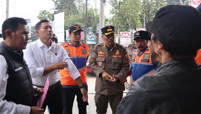 Petugas Gabungan Kota Sukabumi