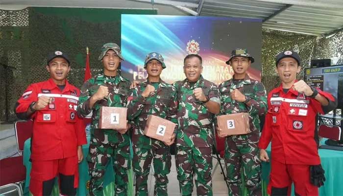 Prajurit Yonarmed 13 Kostrad Diganjar Penghargaan