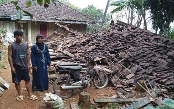 Rumah Ambruk Sukabumi