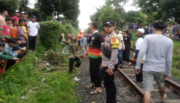 Terlindas Kereta Api Siliwangi Sukabumi