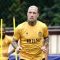 Radja Nainggolan, pemain Belgia keturunan Indonesia, memberikan isyarat untuk bertahan di Liga Indonesia meski Bhayangkara FC gagal diselamatkan dari degradasi. (Bhayangkara FC)