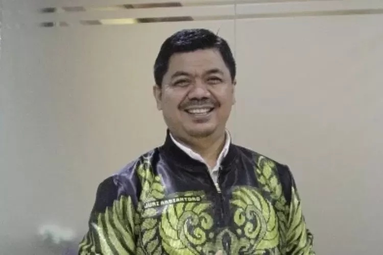 Juri Ardiantoro mendapat tugas baru sebagai Staf Khusus (Stafsus) Presiden bersama Grace Natalie