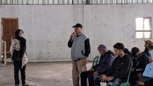 Hendar Darsono di Curhati Warga Soal Pupuk Langka
