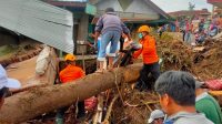 Bencana alam Banjir Bandang di Sejumlah Kabupaten di Sumatera Barat menelan banyak korban jiwa.