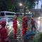 BANJIR LIMPASAN: Kondisi banjir limpasan yang terjadi di Jalan Arif Rahman Hakim, Kelurahan Benteng, Kecamatan Warudoyong, Kamis (16/5).(Foto: BAMBANG/RADARSUKABUMI)