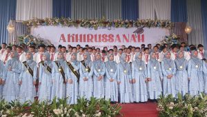 Abdul Muiz Datang dan Dukung Wisuda Akhirusanah SDIT dan SMPIT Al Husna Parungkuda