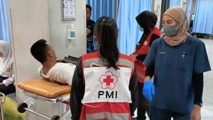 PMI Kabupaten Sukabumi Terjunkan Relawan Bantu Korban Kecelakaan Beruntun