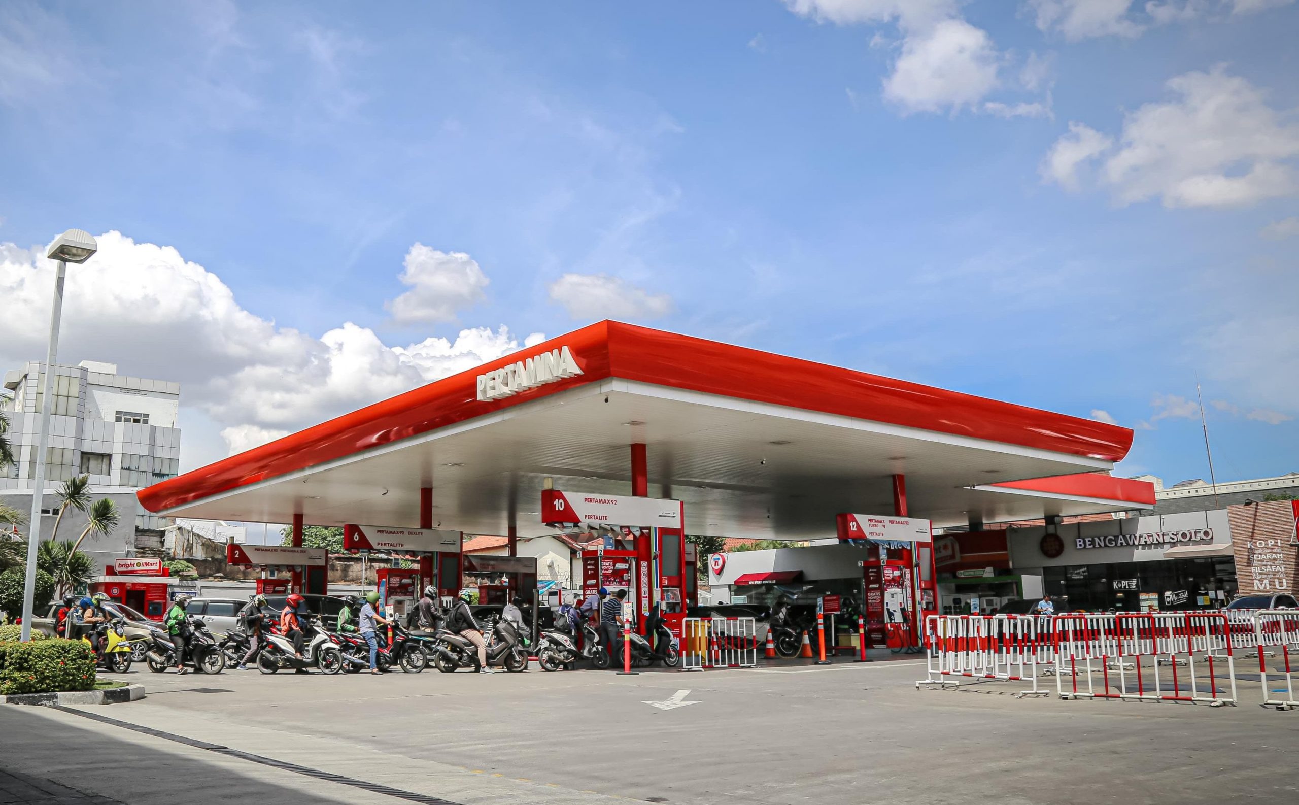 SOSIALISASI: Pertamina Patra Niaga Regional Jawa Bagian Barat (RJBB) terus melakukan sosialisasi kepada masyarakat, khususnya pengguna Pertalite agar mendaftarkan kendaraannya dan mendapatkan QR Code.(ist)