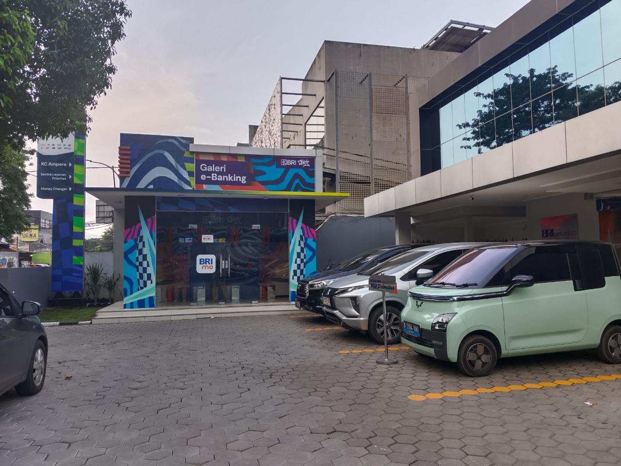 Kantor Cabang BRI Jakarta Ampera Hadirkan Kemudahan Transaksi 24 Jam dengan Mesin CRM