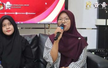 Komisioner KPU Kota Sukabumi Seni Soniasih