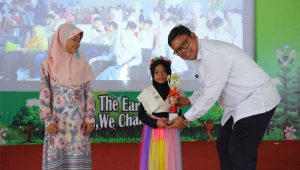 Pj Wali Kota Sukabumi Apresiasi SD Aisyiyah Gelar Syukuran dengan Tema Save the Earth We Care We Change